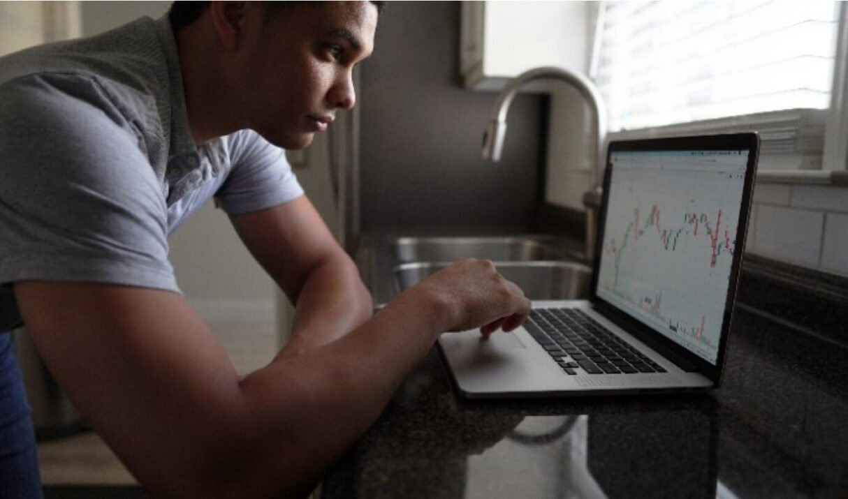The Art of Risk Management: Safeguarding Your Investments in a Volatile Market